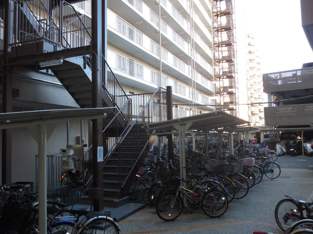 Other. Place for storing bicycles