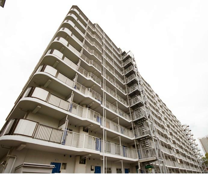 Local appearance photo. New quake-resistance standards fit Mansion