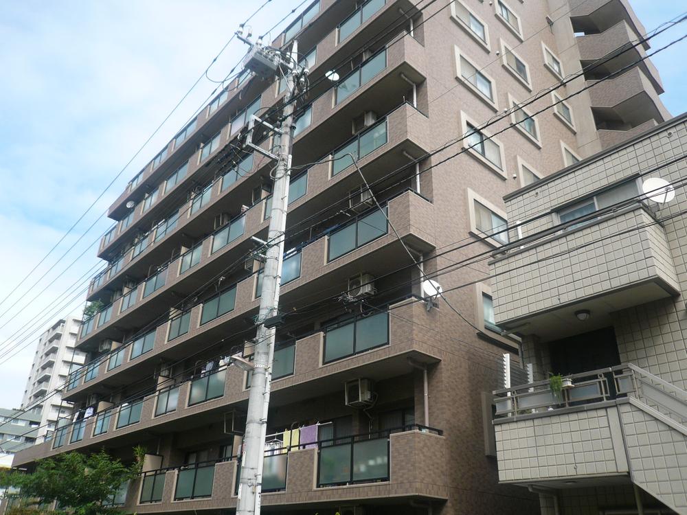 Local appearance photo. Local (10 May 2013) Shooting