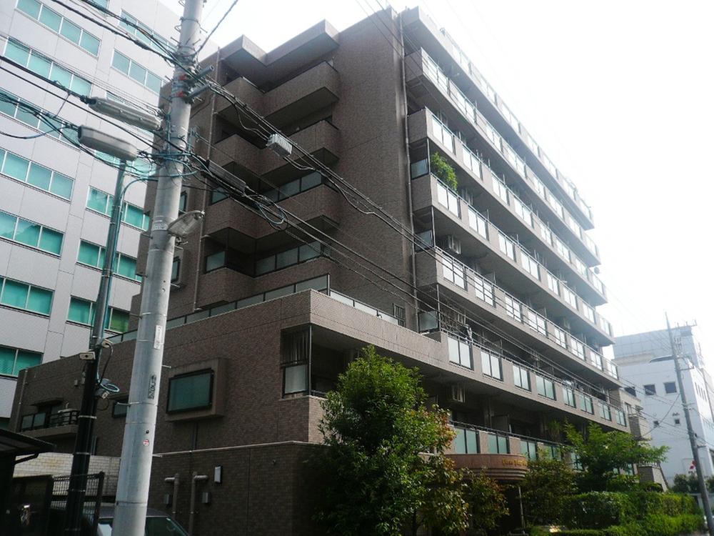 Local appearance photo. Local (10 May 2013) Shooting