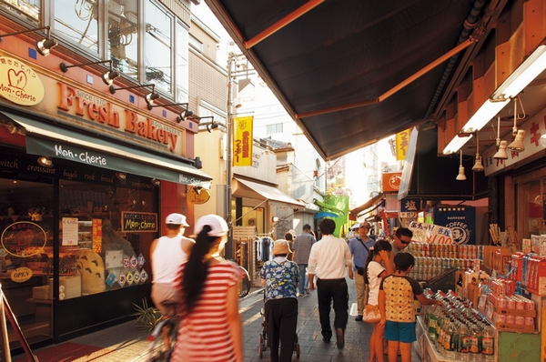 Sunamachi Ginza shopping district (about 620m / An 8-minute walk)