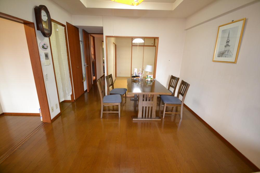 Living. Indoor (11 May 2013) Shooting