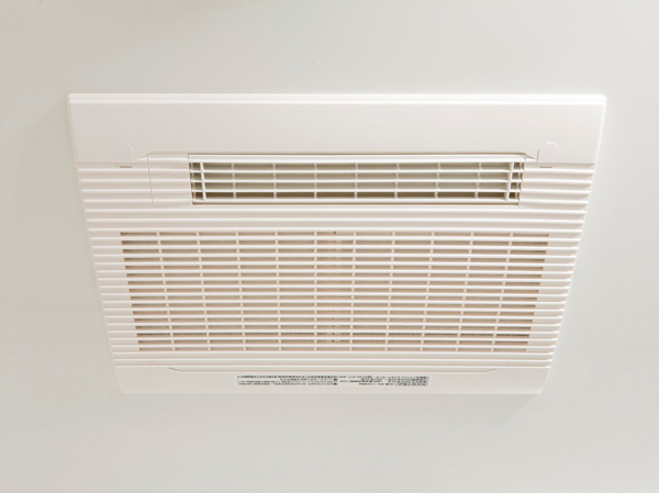 Bathing-wash room.  [Bathroom ventilation dryer] Reduce the moisture, Maintain a sanitary condition, Standard equipped with a bathroom ventilation dryer. It can also be used to dry laundry.