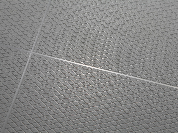 Bathing-wash room.  [floor] The floor of the bathroom, Adopt a less slippery dry flooring. Increased safety during bathing, It is easy to clean.