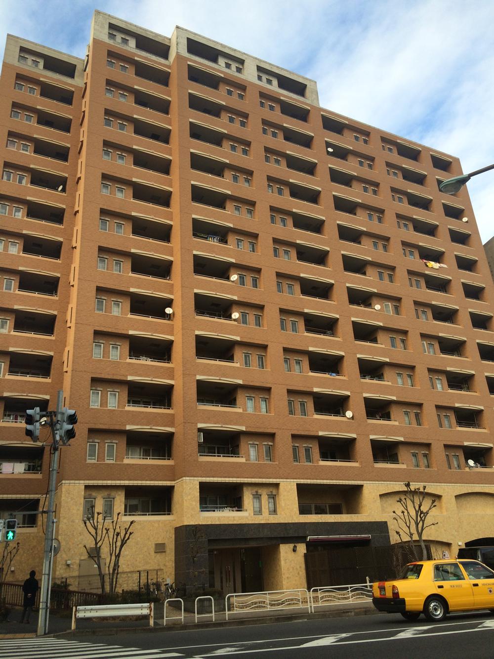 Local appearance photo