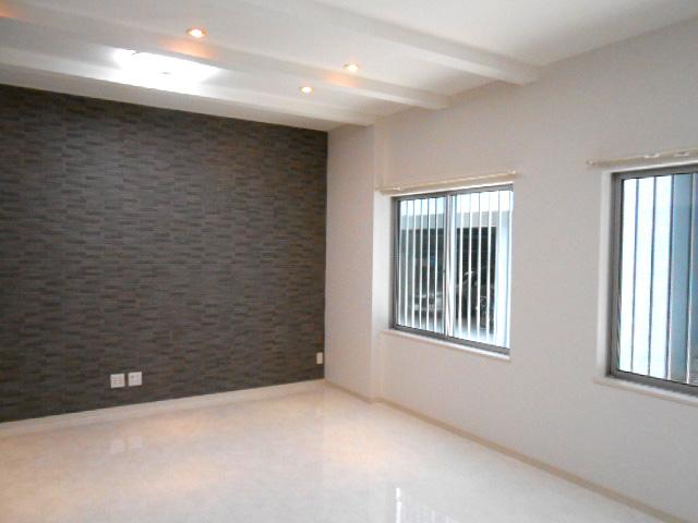 Same specifications photos (living). Living marble flooring