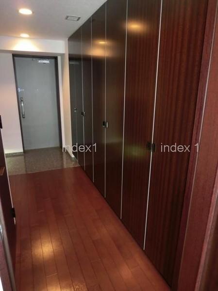 Receipt. Wall-to-wall has become the storage