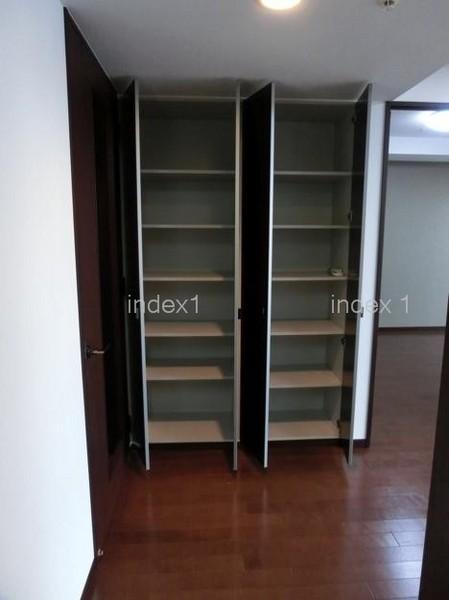 Receipt. Also there is also plenty of storage dispose of luggage!