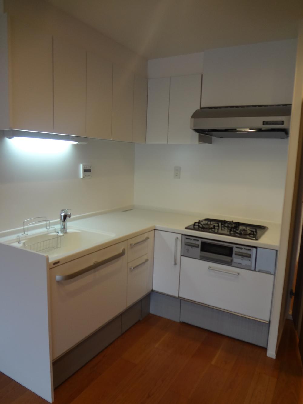 Kitchen. System kitchen