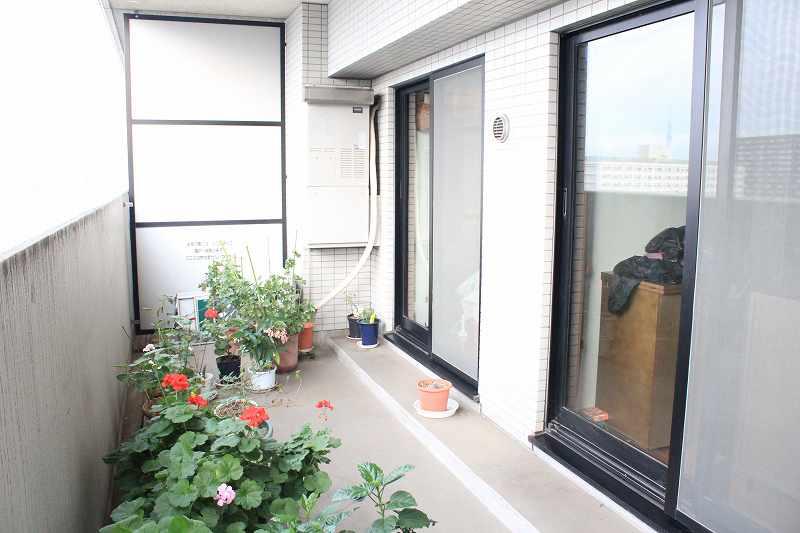 Balcony. Local (11 May 2013) Shooting