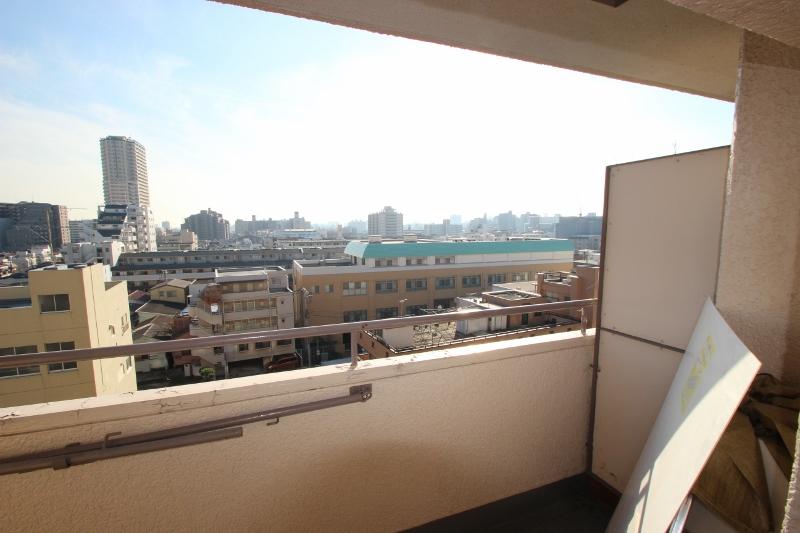 View photos from the dwelling unit. View from the site (December 2013) Shooting