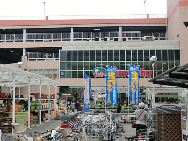 Home center. Shimachu Co., Ltd. 400m to home improvement