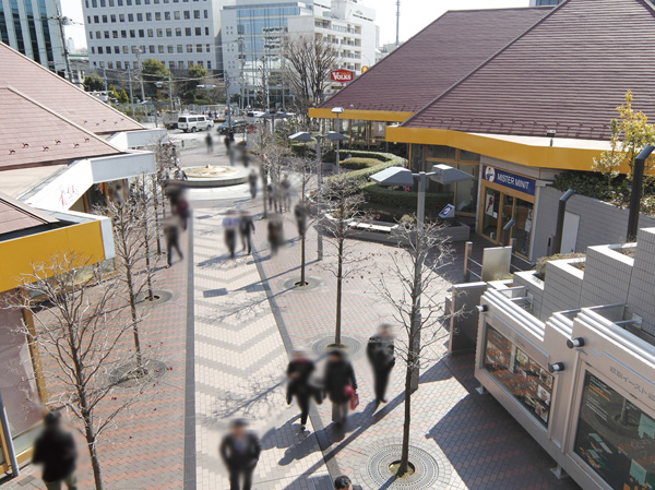 Surrounding environment. Tokyo East 21 (8-minute walk, About 600m)