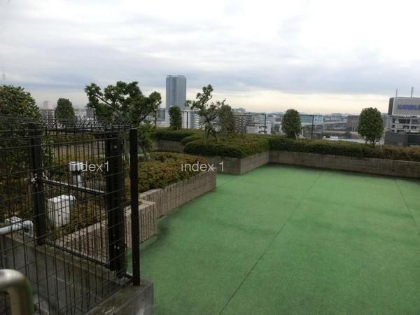 Other common areas. Overlook well as fireworks from the rooftop with a feeling of opening!