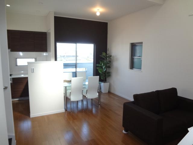 (1 Building) is the same specification and construction example photo.  ※ ColorSelect are subject date specified.. (1 Building) same specification