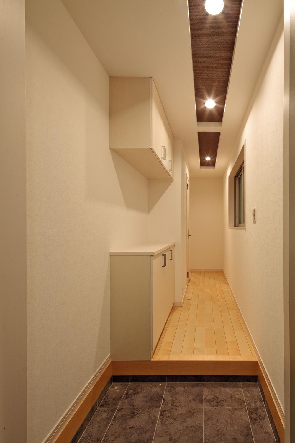 Entrance. ( A Building) same specification