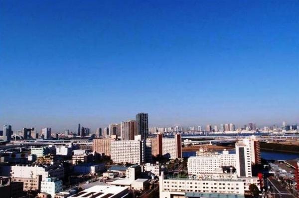 View photos from the dwelling unit