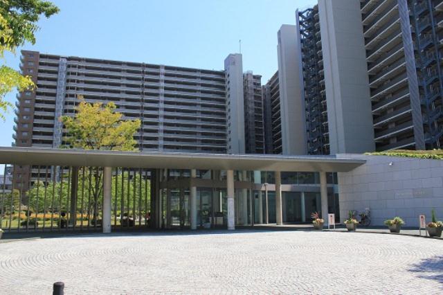 Local appearance photo. Total units 989 units of large-scale community (exterior photos)