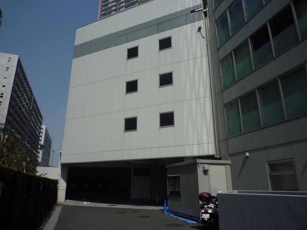 Parking lot. Common areas