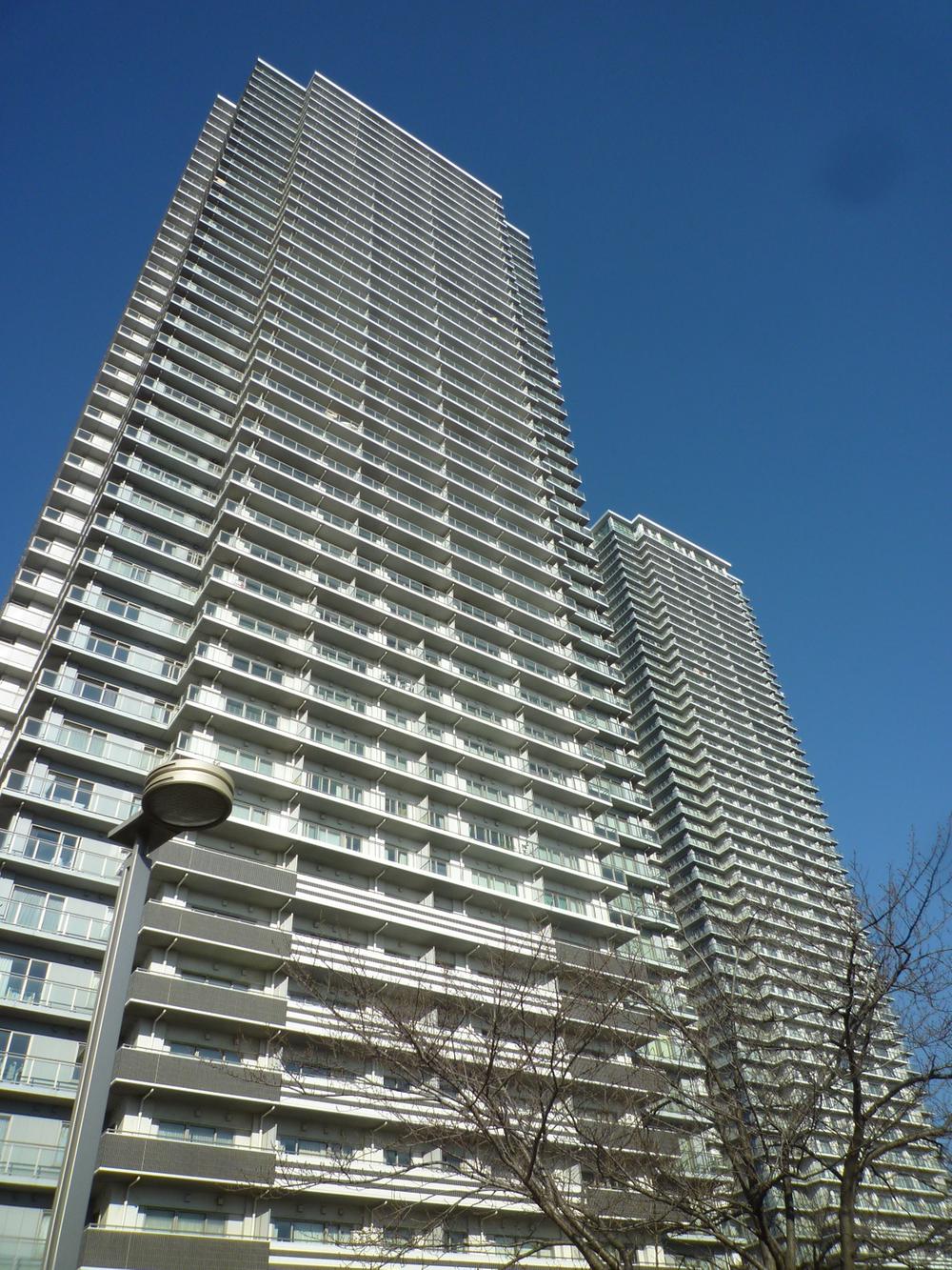 Local appearance photo. Local (12 May 2013) Shooting