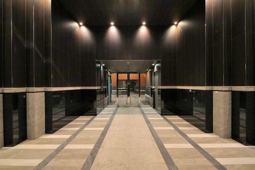 Entrance. Entrance hall