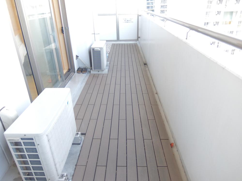 Balcony. Indoor (12 May 2013) Shooting