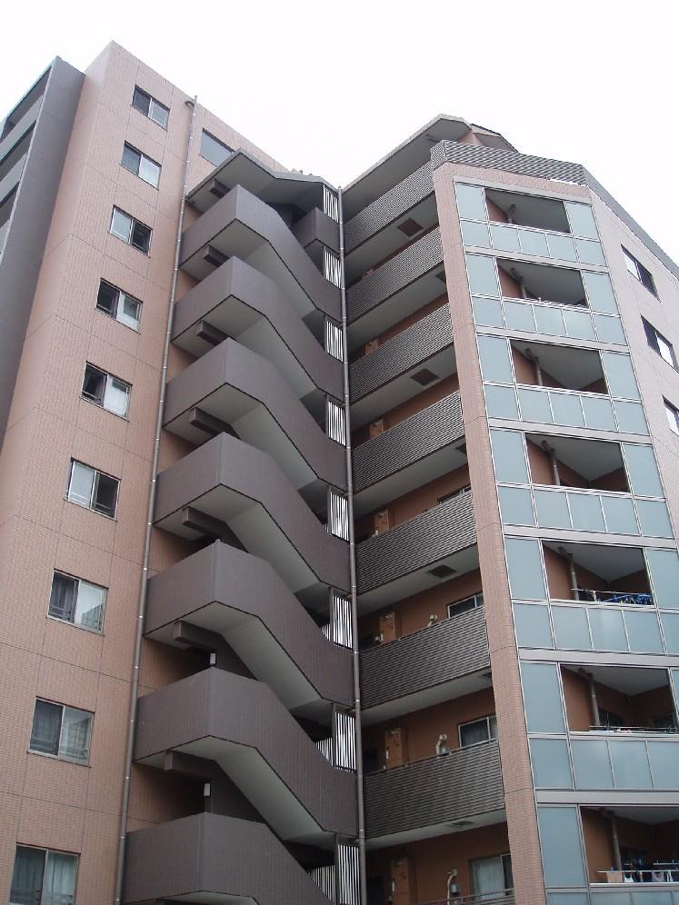 Local appearance photo. Local (September 2012) shooting