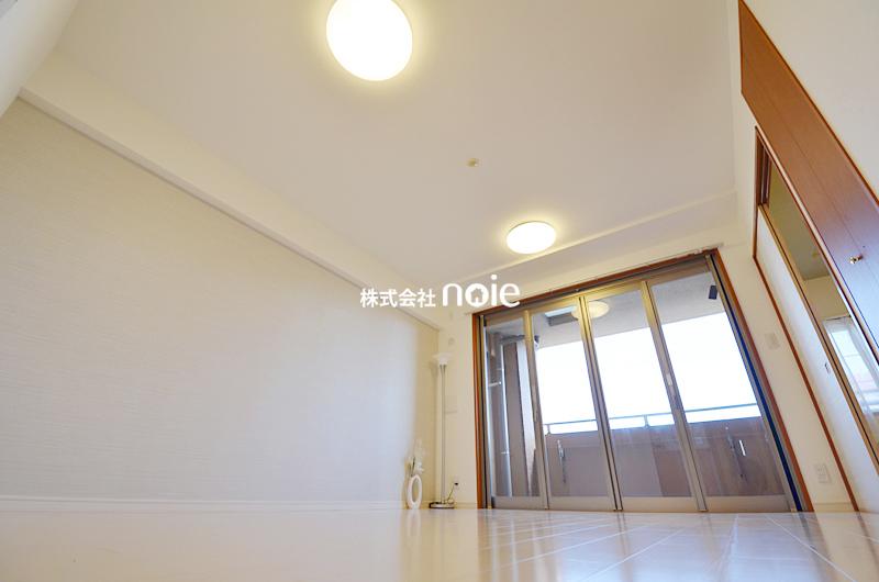 Living. ~ In fact, please check ~ ◆ It was taken from the hallway side of the living room.