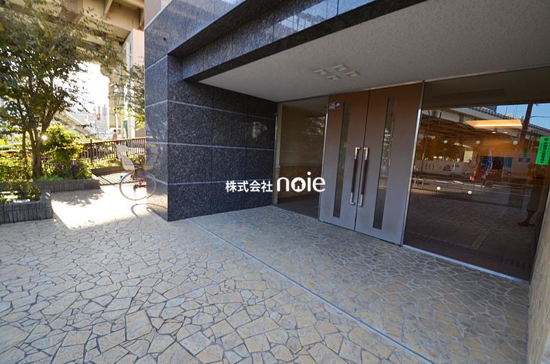 Entrance. ~ In fact, please check ~