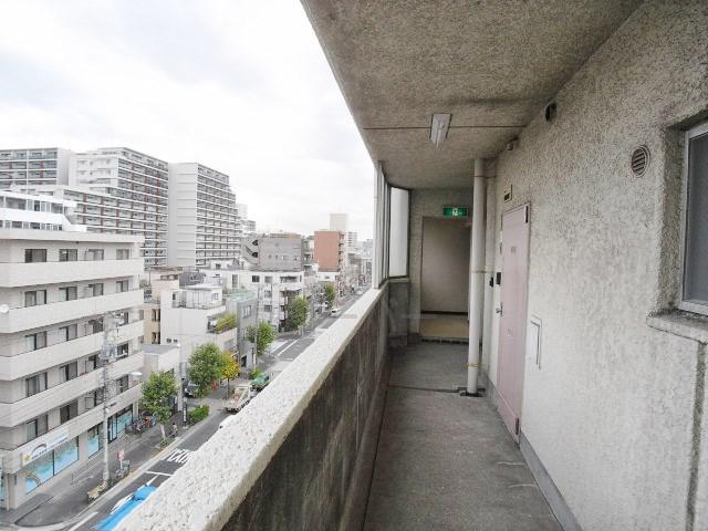 Other common areas. Sharing unit Corridor