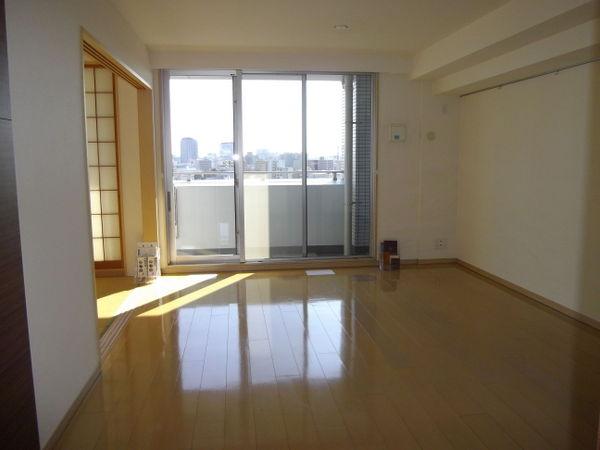 Living. Good LD Room of per yang