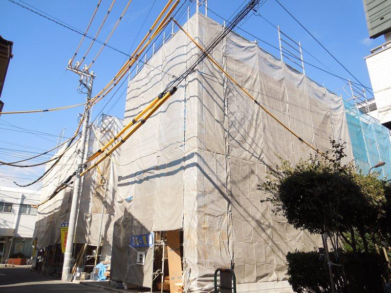 Local appearance photo. Local (11 May 2013) Shooting