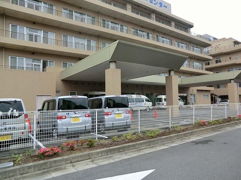 Hospital. Aiwa to the hospital 169m