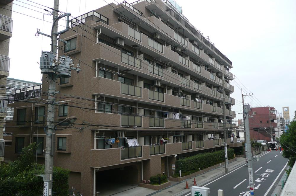 Local appearance photo