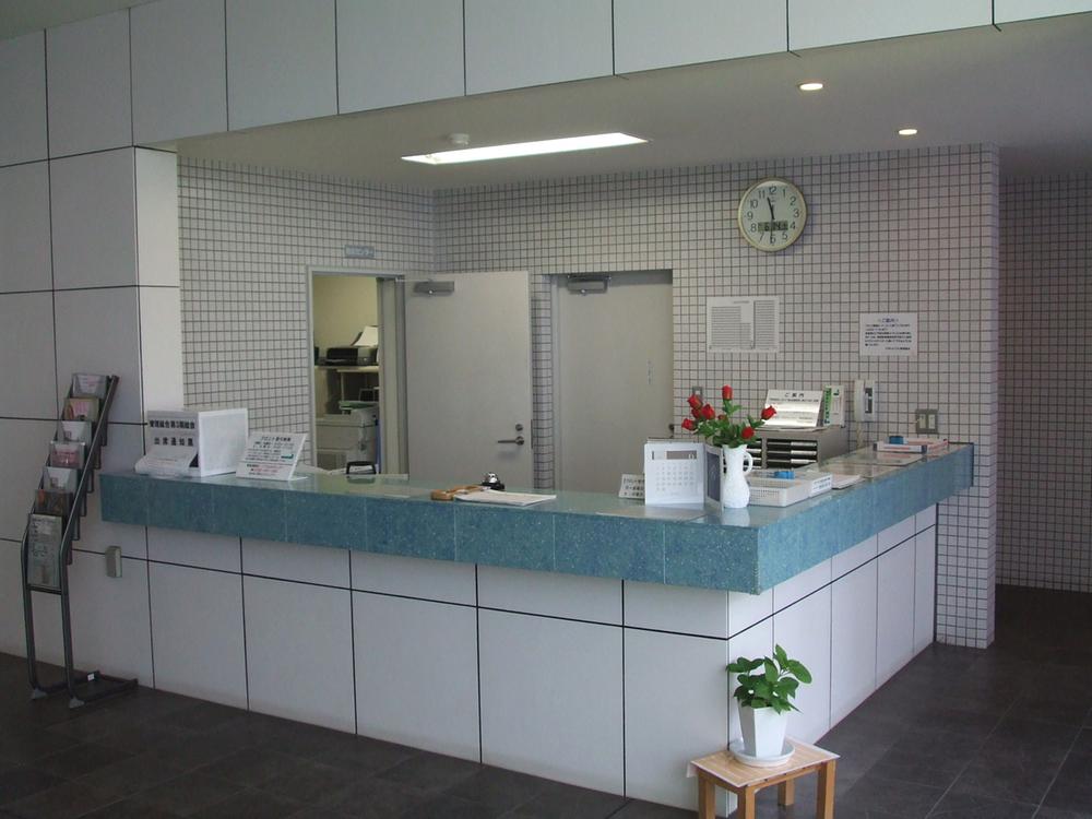 lobby. It is the front counter. Staff during the day, Night is staffed guards.