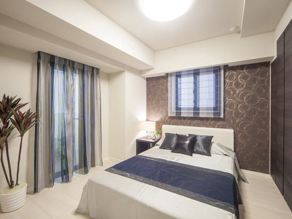 Interior.  [bedroom] Bedroom that becomes the main bedroom, Ensure the 6 tatami mats or more spaces. You calm appearance is invitation to mellow moments.