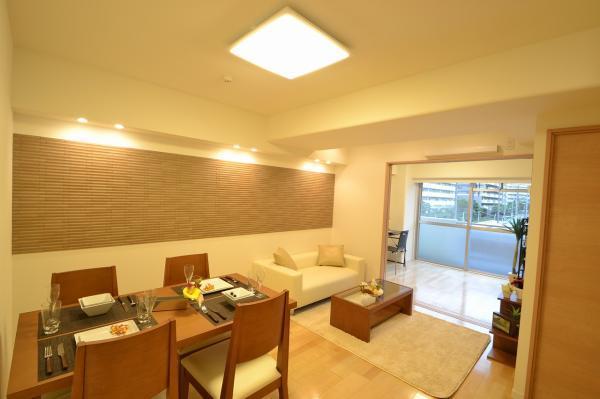 Living. Administrative expenses: 10530 yen / Month repair reserve: 8070 yen / Month