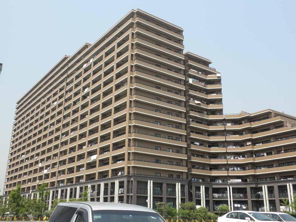 Local appearance photo. Local (10 May 2013) Shooting