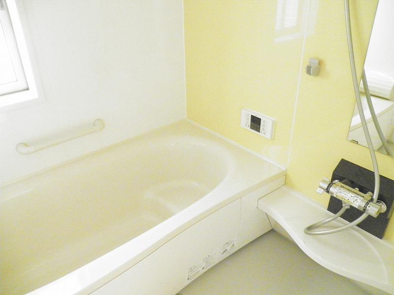 Bathroom. Building 2 bathroom