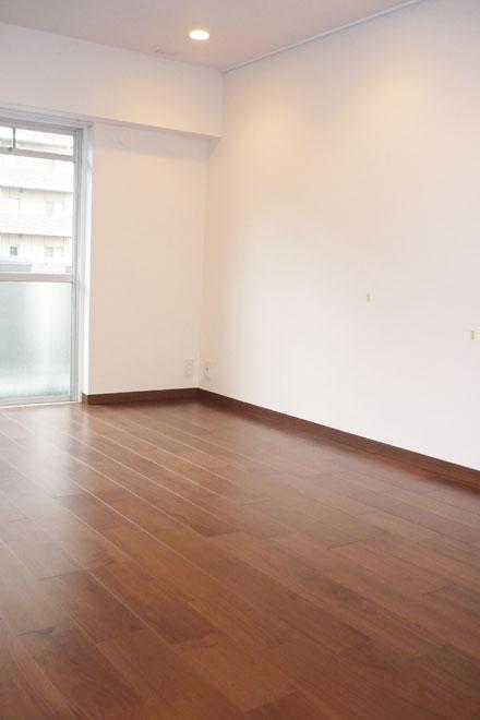 Living. Shakes sunshine [Higashimuki] Living dining local guidance meeting in the acceptance of! 10:00 ~ 18:00 ※ Weekday of guidance is also available. (Closed on Wednesdays) Please feel free to contact us toll-free: 080-805-6599