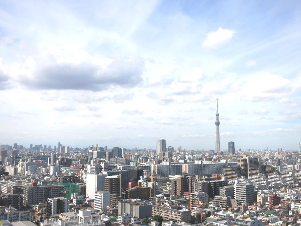 View photos from the dwelling unit. View from the site (October 2013) Shooting