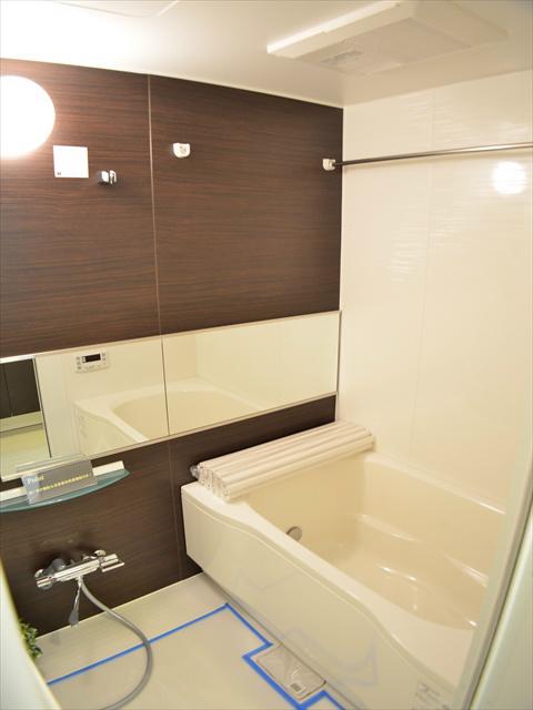 Bathroom. Shiny bathroom