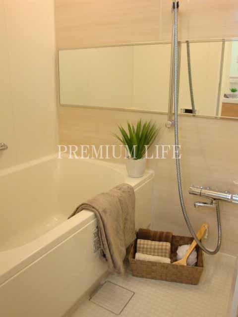 Bathroom. Unit bus of the new exchange.