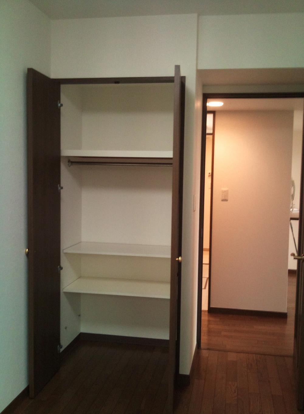 Receipt. Closet equipped in each room