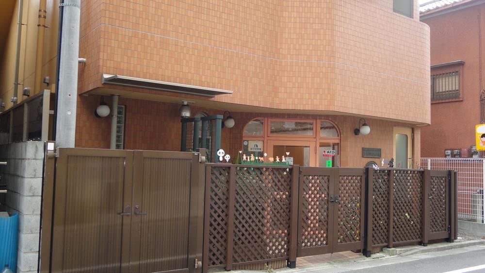 kindergarten ・ Nursery. 136m to the children of the village nursery school