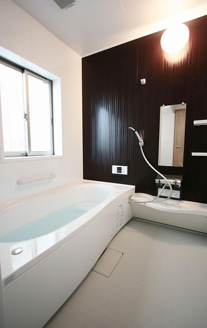 Same specifications photo (bathroom). Bathroom same specifications Photos