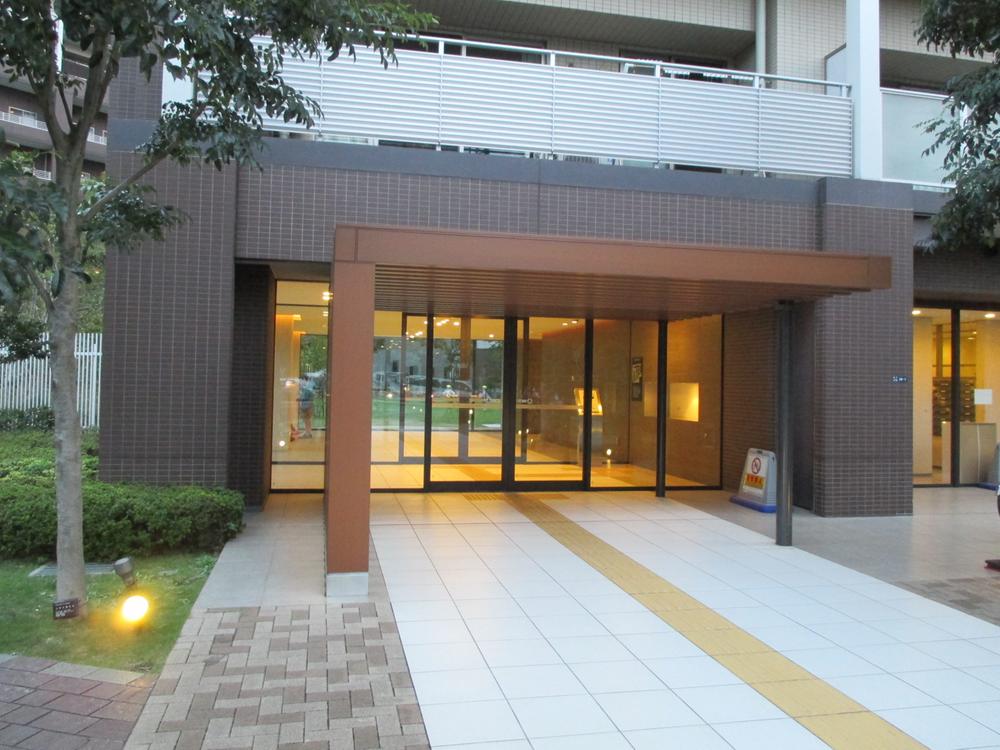 Local appearance photo. Local (10 May 2013) Shooting  ■ Park Side Entrance Photos ■ 24-hour manned management