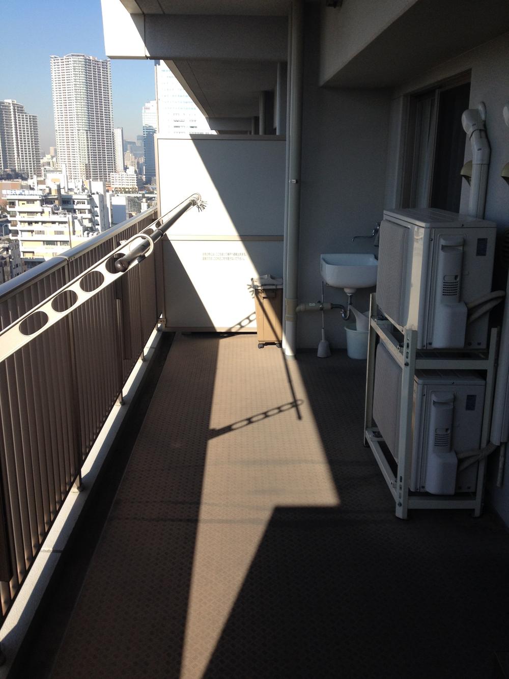 Balcony. Local (12 May 2013) Shooting