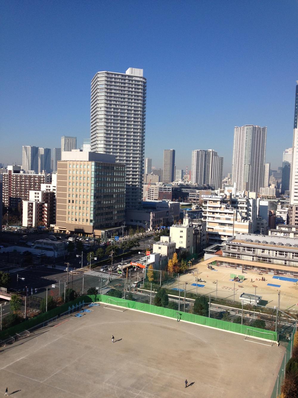 Local appearance photo. Local (12 May 2013) Shooting