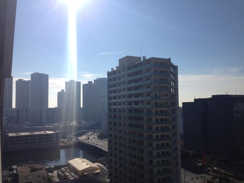 View photos from the dwelling unit. View from the site (December 2013) Shooting